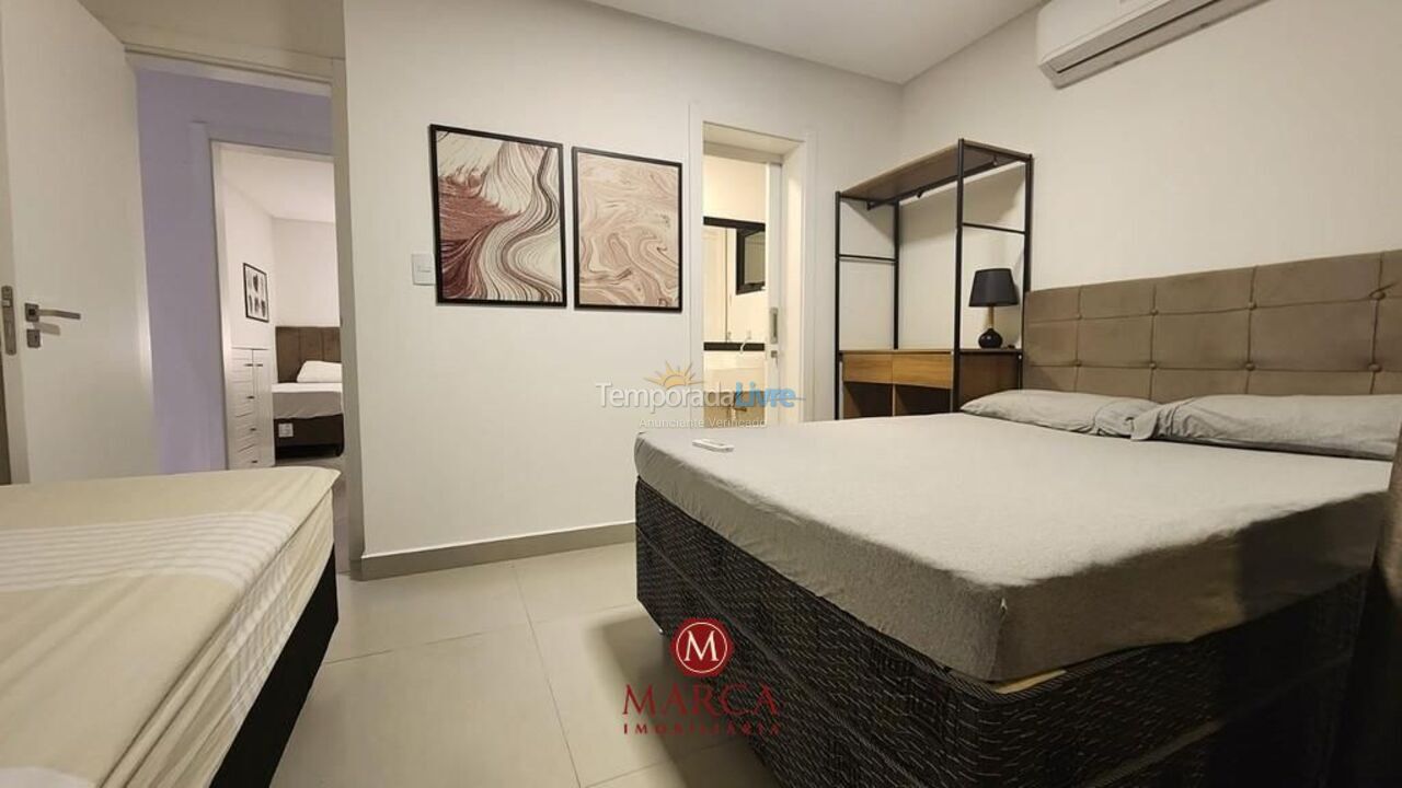 Apartamento para aluguel de temporada em Bombinhas (Canto Grande)
