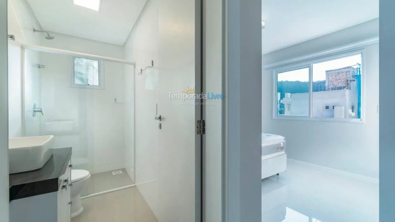 Apartamento para aluguel de temporada em Bombinhas (Mariscal)