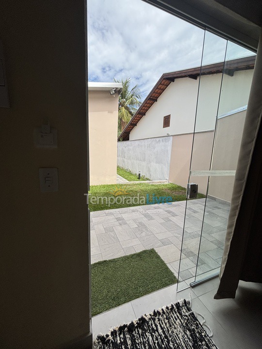 Casa para alquiler de vacaciones em São Sebastião (Barequeçaba)