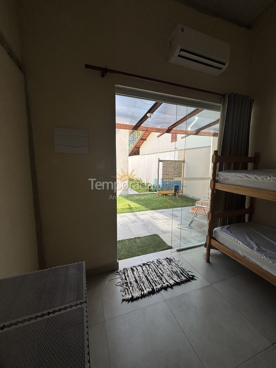 Casa para alquiler de vacaciones em São Sebastião (Barequeçaba)