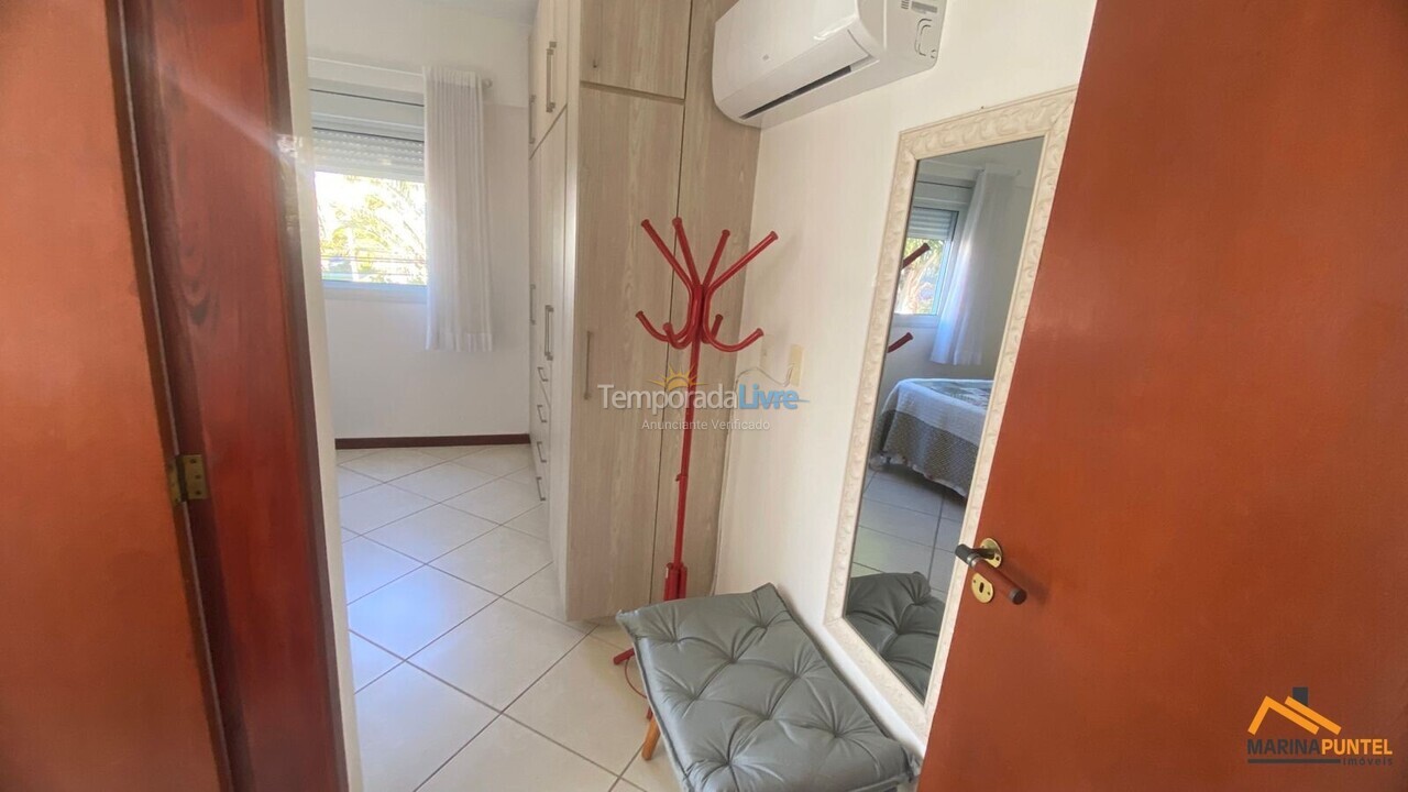 Apartamento para aluguel de temporada em Florianópolis (Jurere Tradicional)