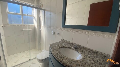 6013 – Apartamento localizado na Avenida dos Búzios!