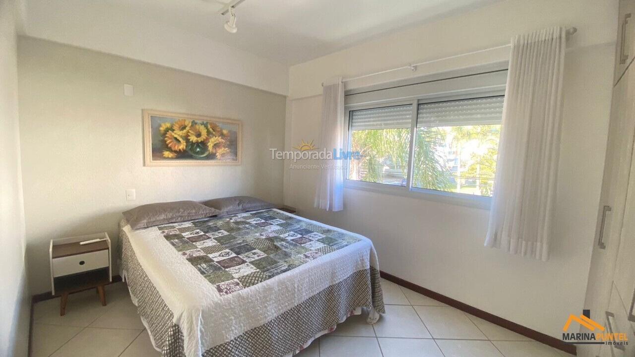 Apartamento para aluguel de temporada em Florianópolis (Jurere Tradicional)