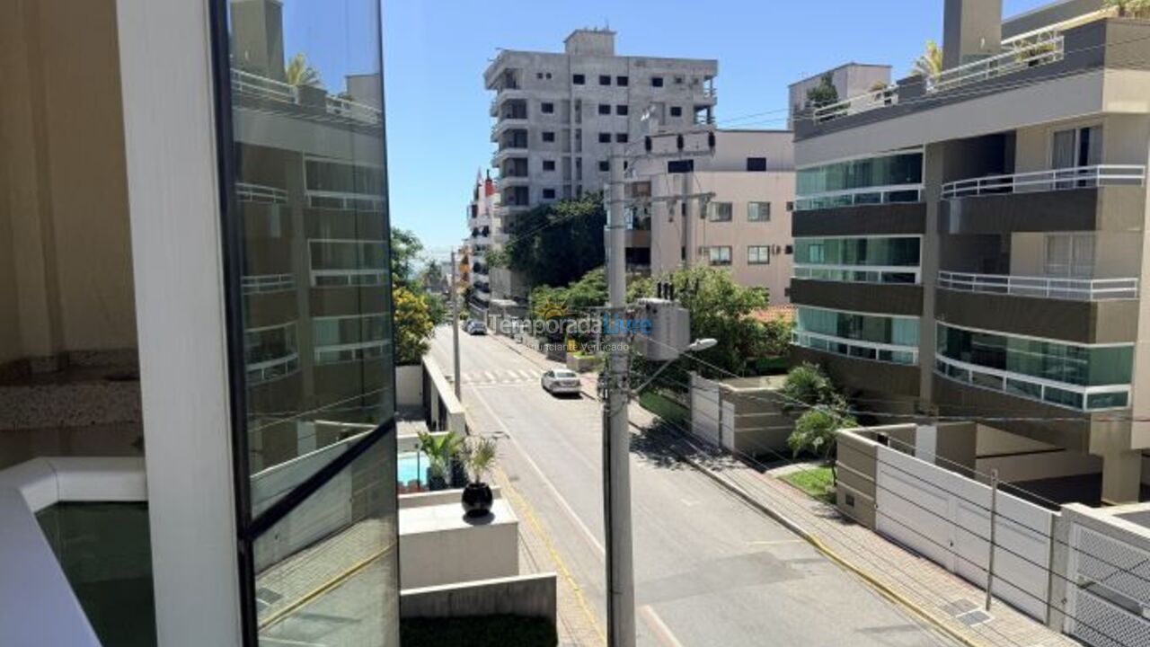 Apartamento para alquiler de vacaciones em Bombinhas (Praia de Bombas)