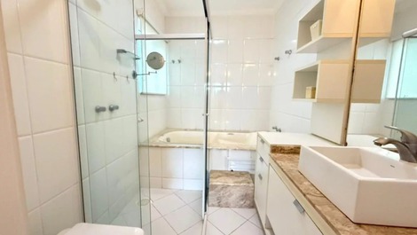 Casa con Piscina, 4 Suites - Playa Canto Grande | bombas