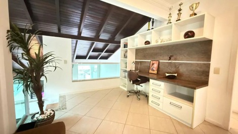 Casa con Piscina, 4 Suites - Playa Canto Grande | bombas