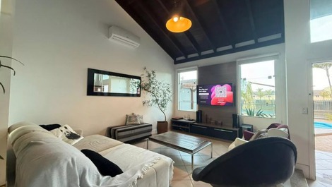 Casa con Piscina, 4 Suites - Playa Canto Grande | bombas