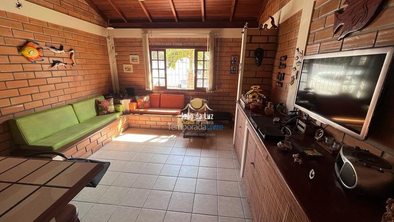 House for vacation rental in Florianópolis (Cachoeira do Bom Jesus)