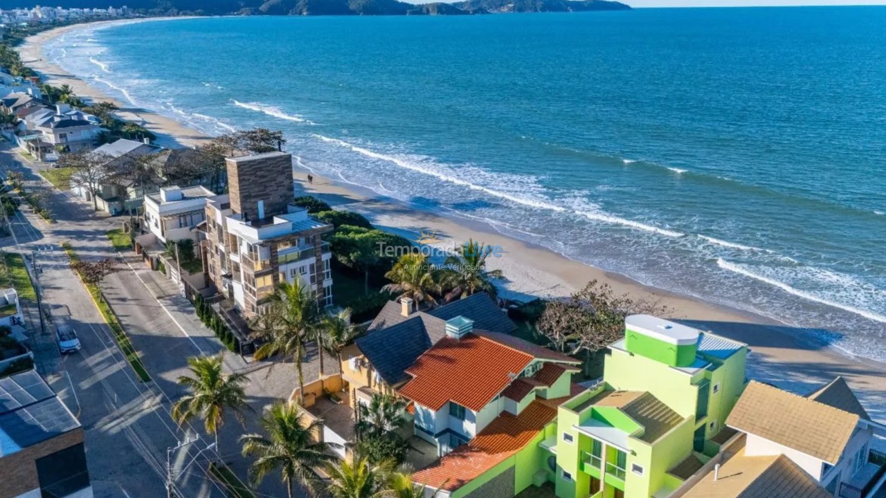 Apartment for vacation rental in Bombinhas (Canto Grande)
