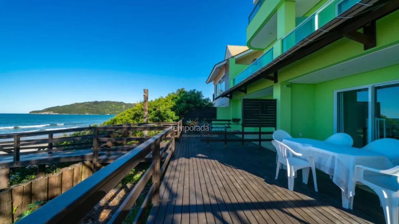 Apartment for vacation rental in Bombinhas (Canto Grande)