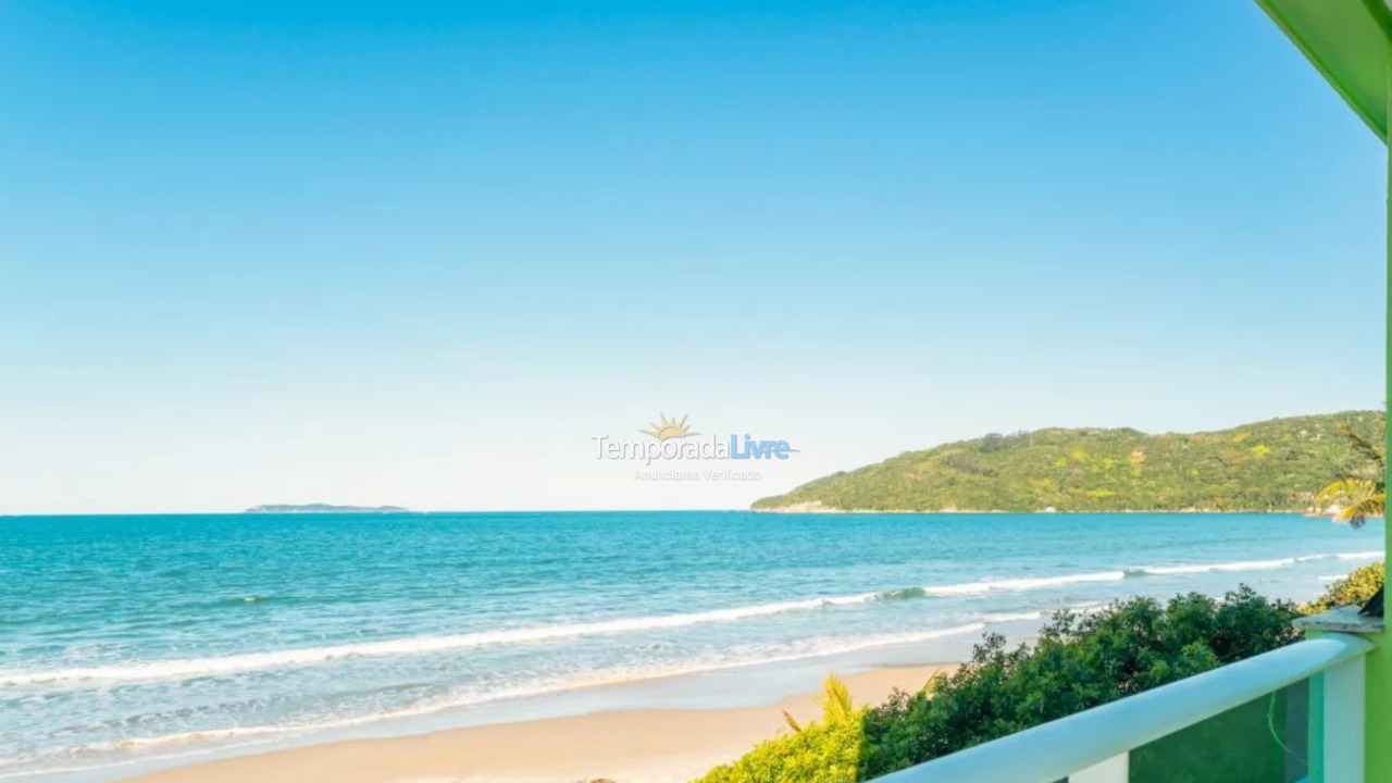 Apartment for vacation rental in Bombinhas (Canto Grande)