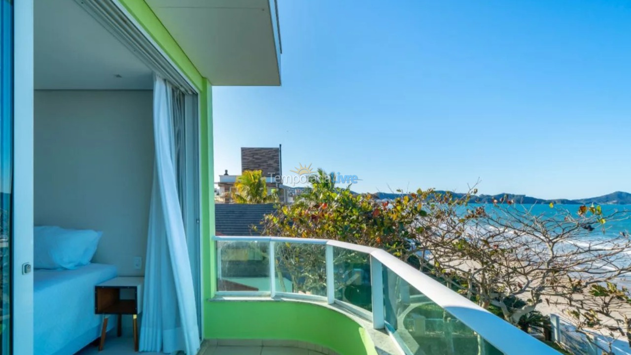 Apartment for vacation rental in Bombinhas (Canto Grande)