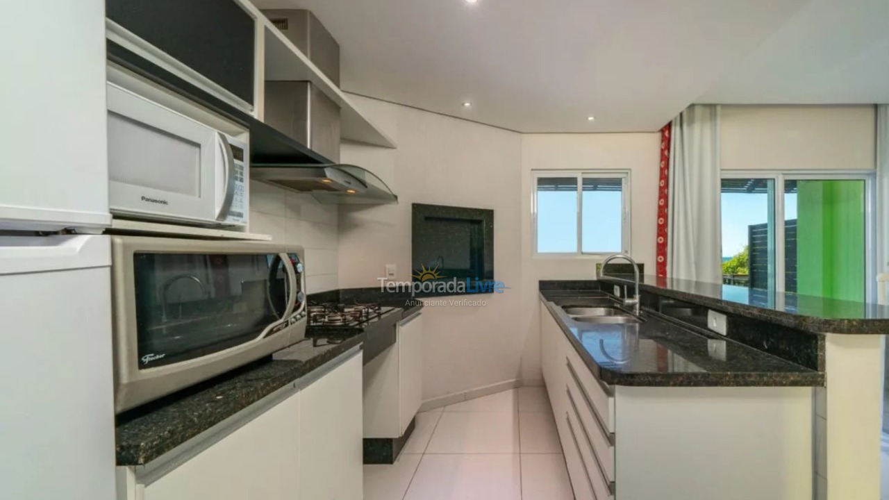 Apartment for vacation rental in Bombinhas (Canto Grande)