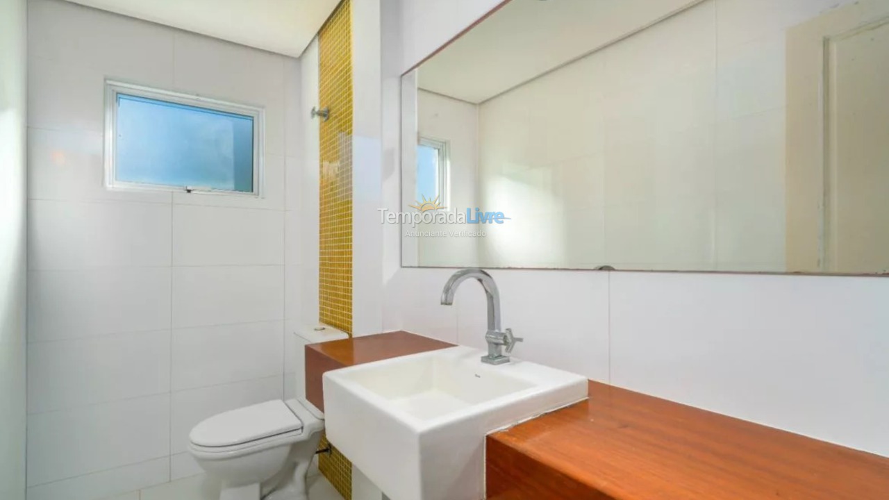 Apartment for vacation rental in Bombinhas (Canto Grande)