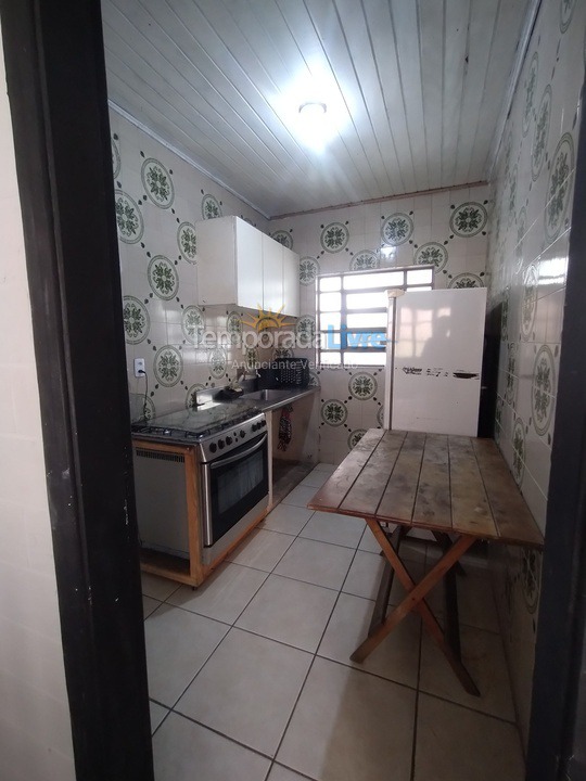 House for vacation rental in Mongaguá (Balneario Itaguai)