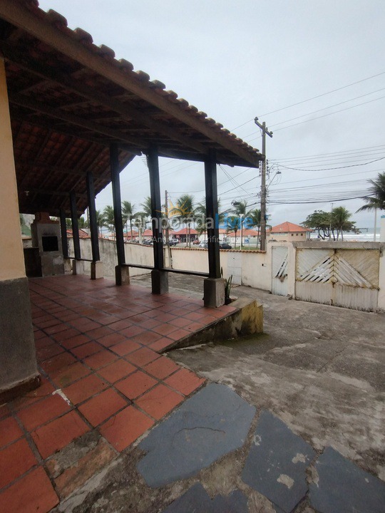 House for vacation rental in Mongaguá (Balneario Itaguai)