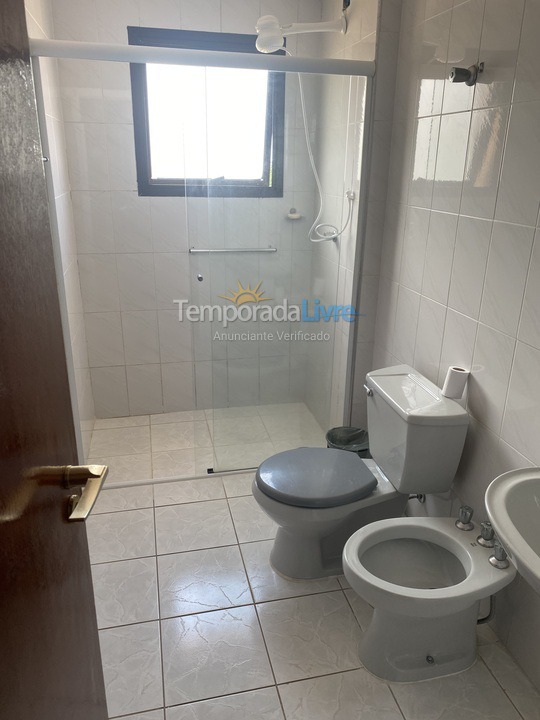 Apartamento para aluguel de temporada em Peruíbe (Centro)