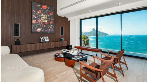 Mansión Azul Alto Joa, 5 suites frente al mar