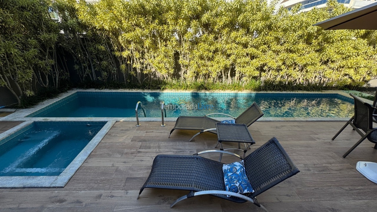 Casa para alquiler de vacaciones em Florianopolis (Jurerê)