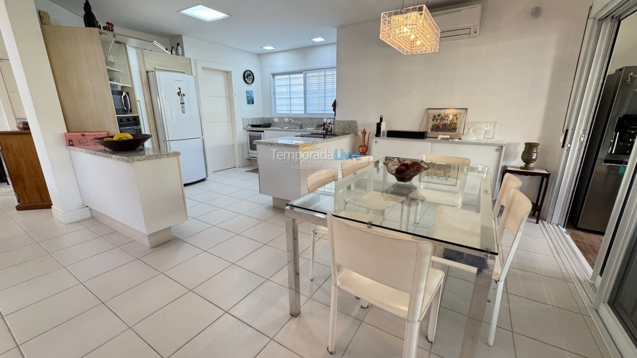 Casa para alquiler de vacaciones em Florianopolis (Jurerê)