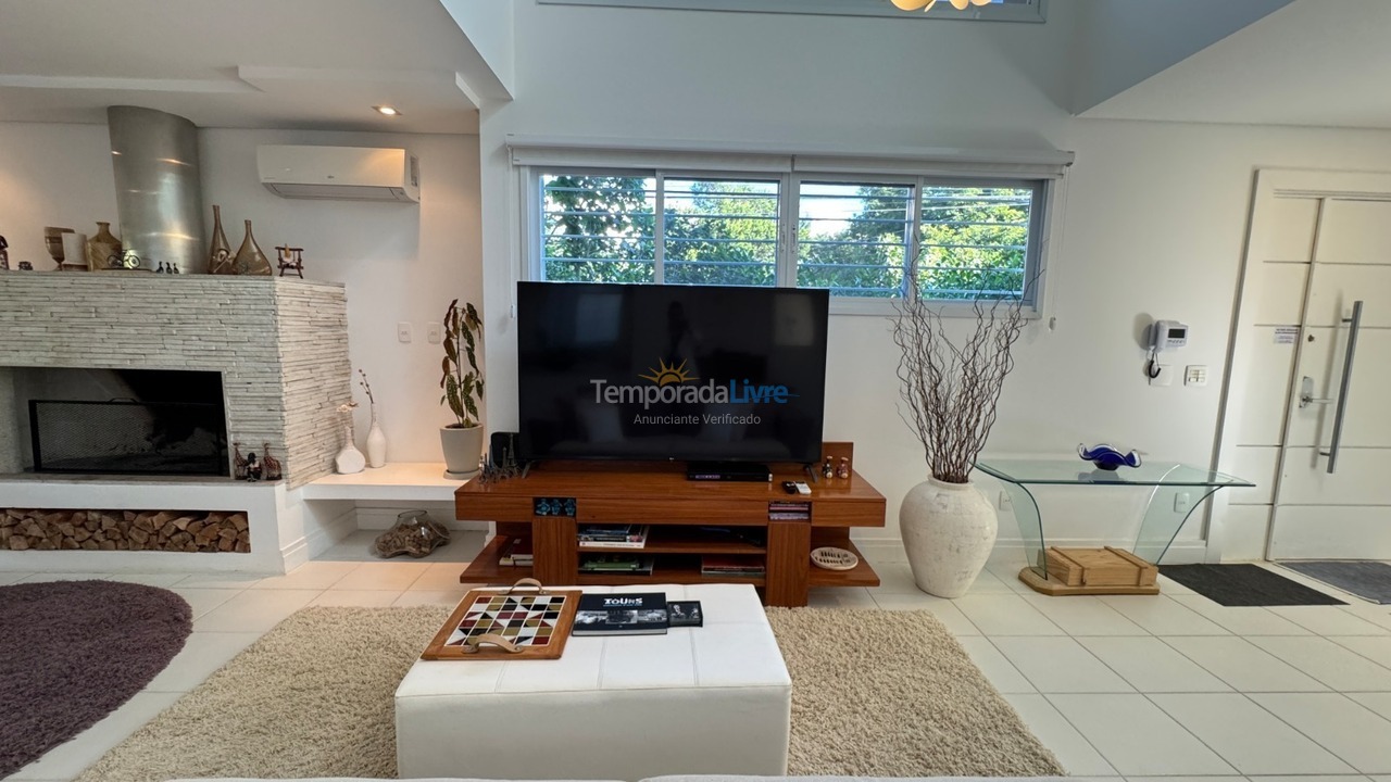 Casa para alquiler de vacaciones em Florianopolis (Jurerê)