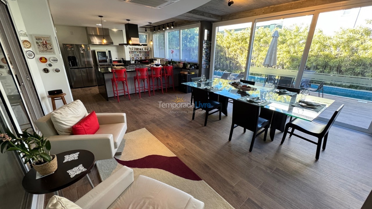 Casa para alquiler de vacaciones em Florianopolis (Jurerê)