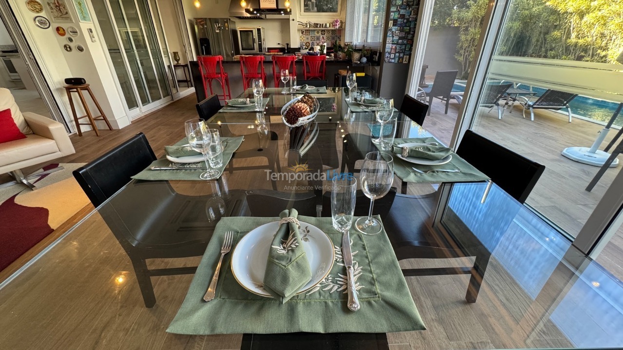 Casa para alquiler de vacaciones em Florianopolis (Jurerê)