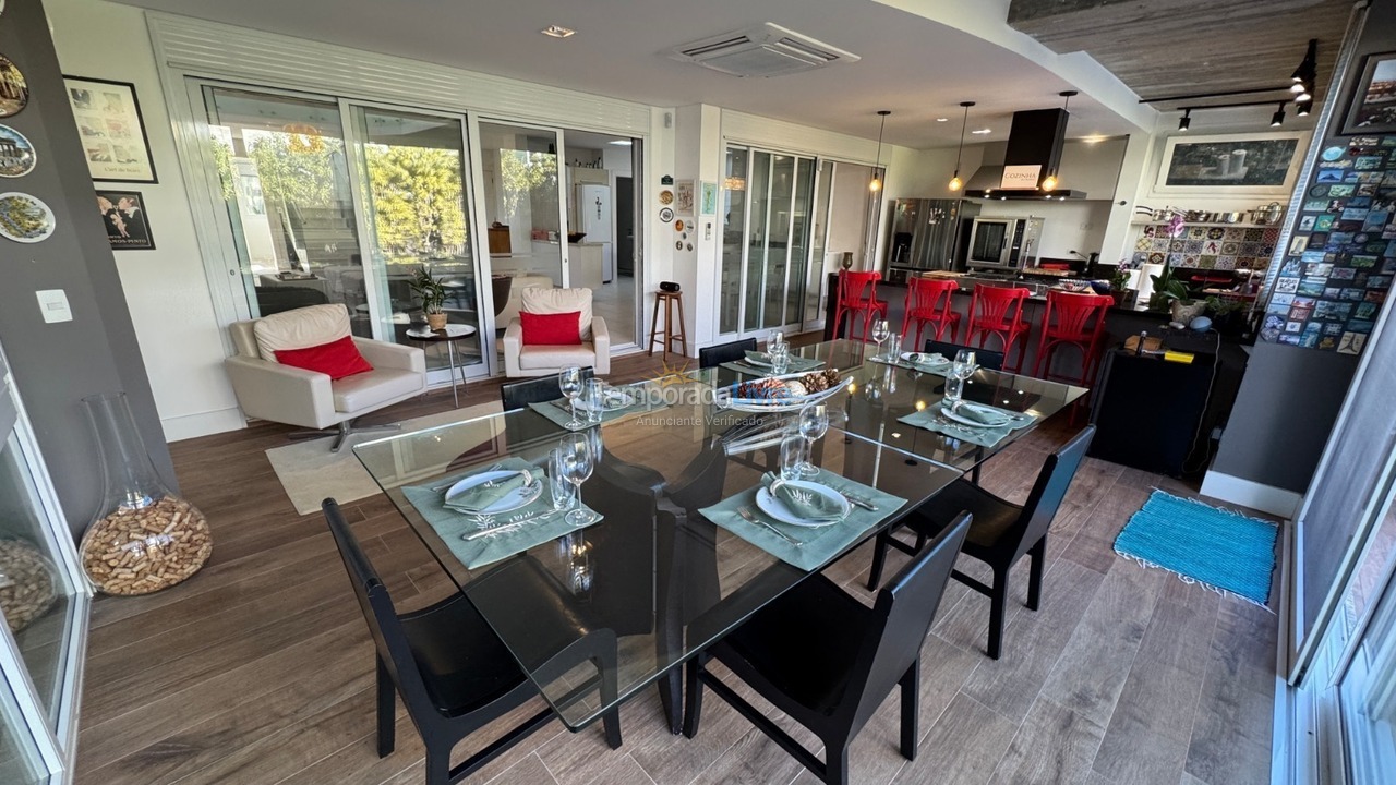 Casa para alquiler de vacaciones em Florianopolis (Jurerê)