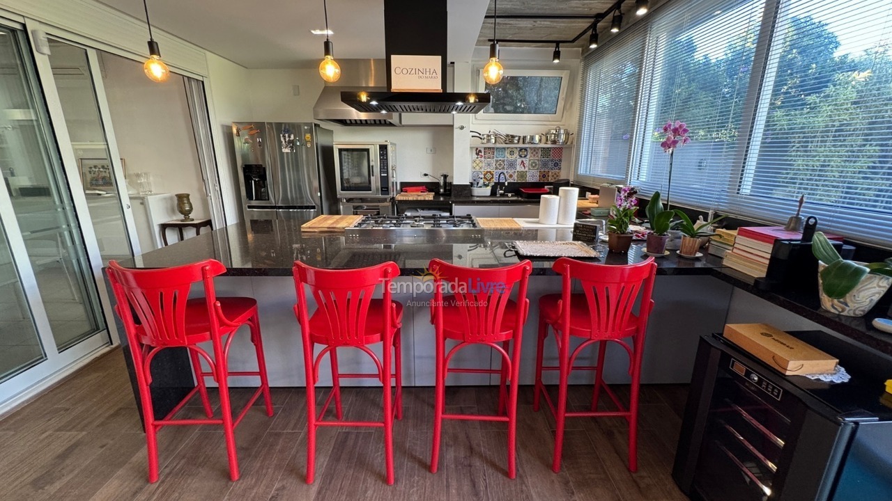 Casa para alquiler de vacaciones em Florianopolis (Jurerê)