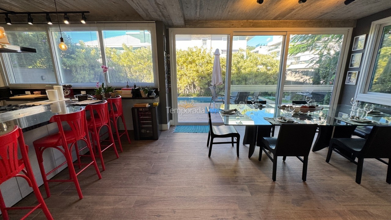Casa para alquiler de vacaciones em Florianopolis (Jurerê)