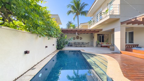 House for rent in São Sebastião - Praia da Baleia