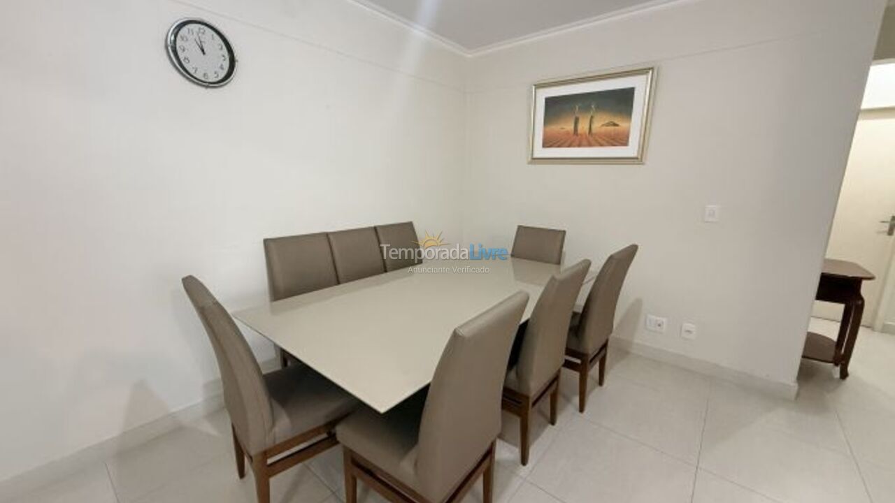 Apartamento para aluguel de temporada em Bombinhas (Praia de Bombas)