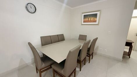 LINDO APARTAMENTO NA AVENIDA PRINCIPAL DE BOMBAS