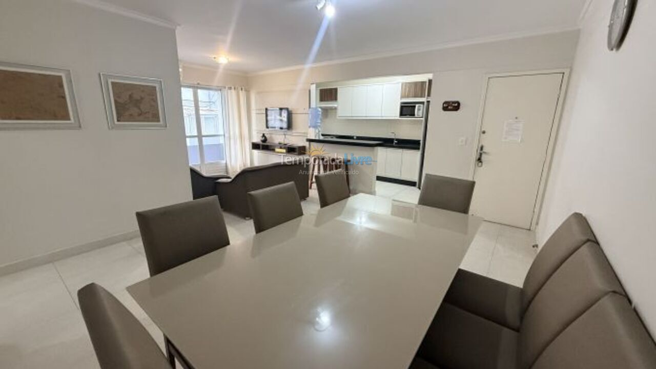Apartamento para aluguel de temporada em Bombinhas (Praia de Bombas)