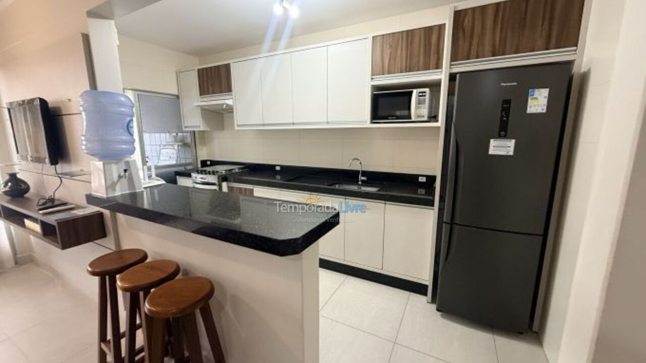Apartamento para aluguel de temporada em Bombinhas (Praia de Bombas)