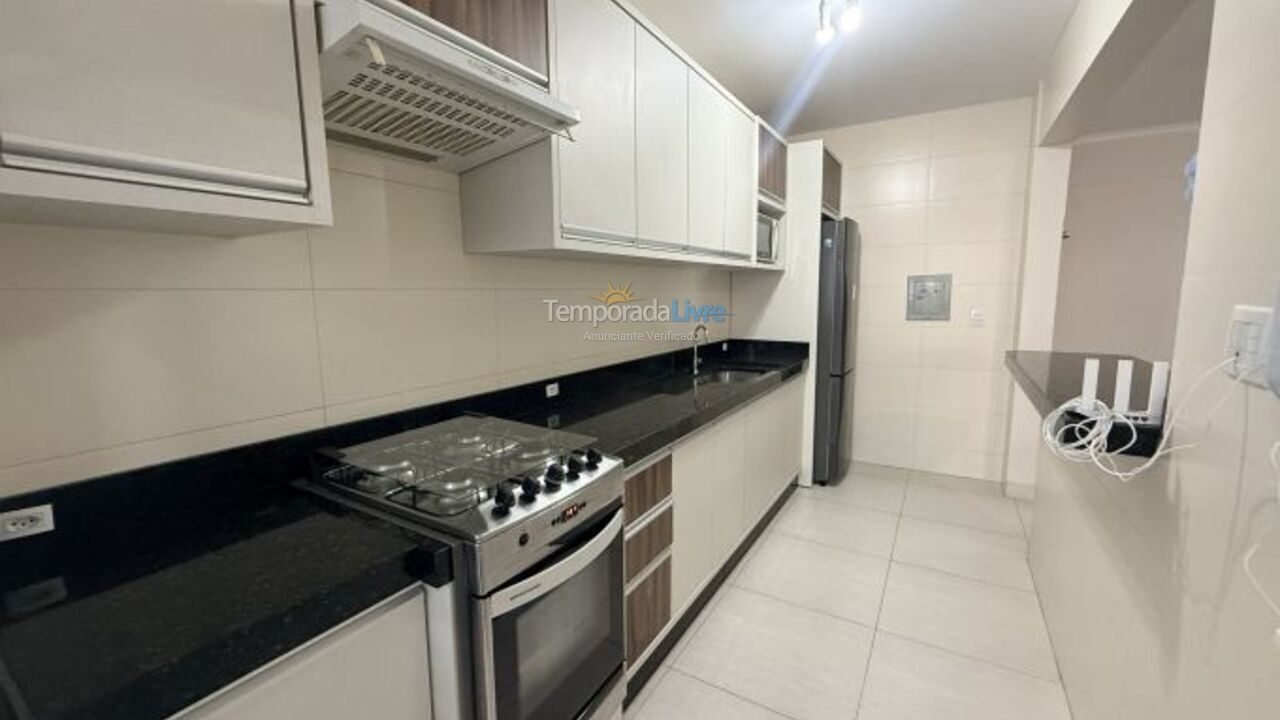 Apartamento para aluguel de temporada em Bombinhas (Praia de Bombas)