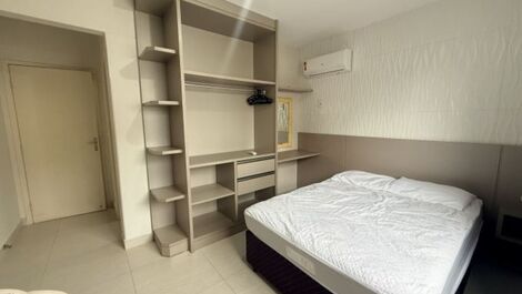 LINDO APARTAMENTO NA AVENIDA PRINCIPAL DE BOMBAS