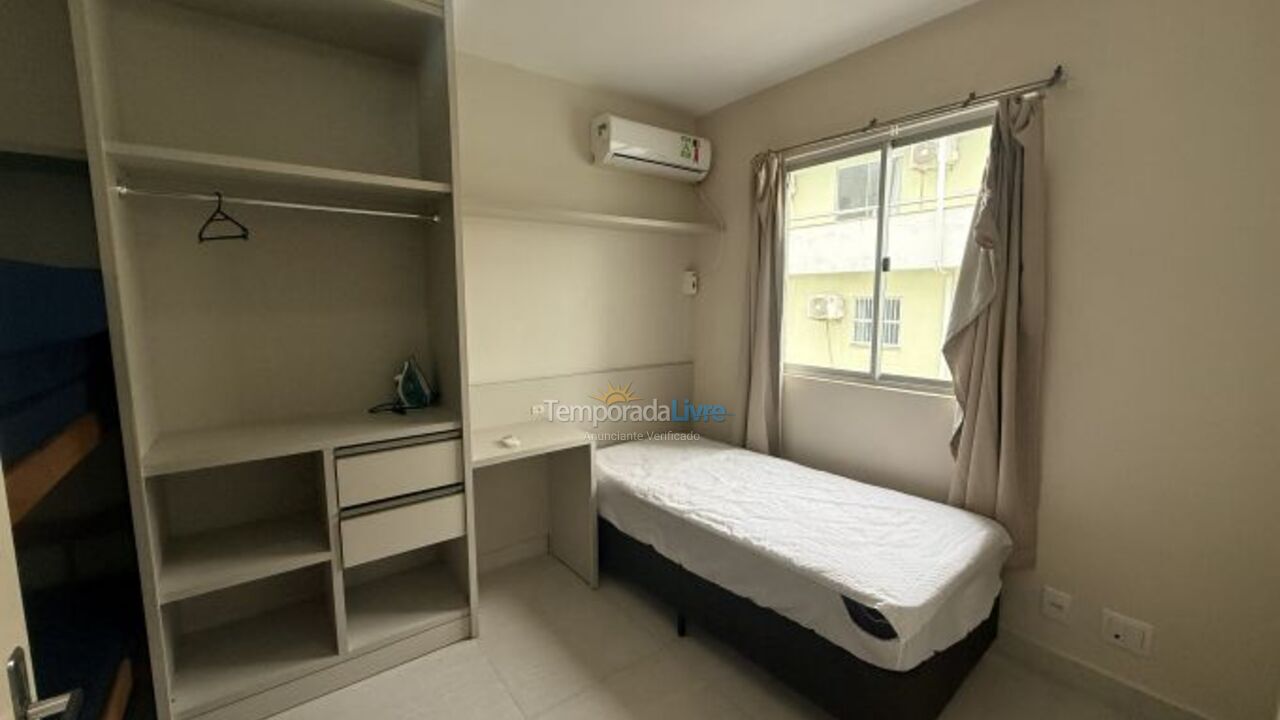Apartamento para aluguel de temporada em Bombinhas (Praia de Bombas)