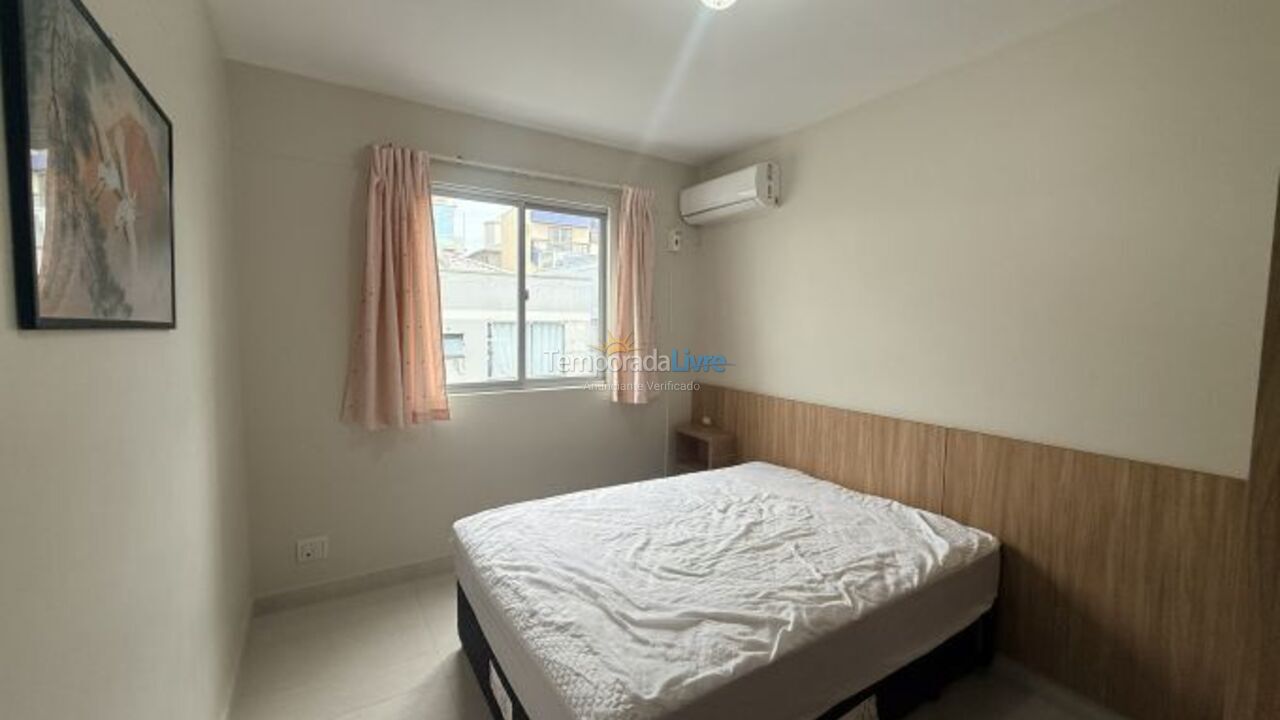 Apartamento para aluguel de temporada em Bombinhas (Praia de Bombas)