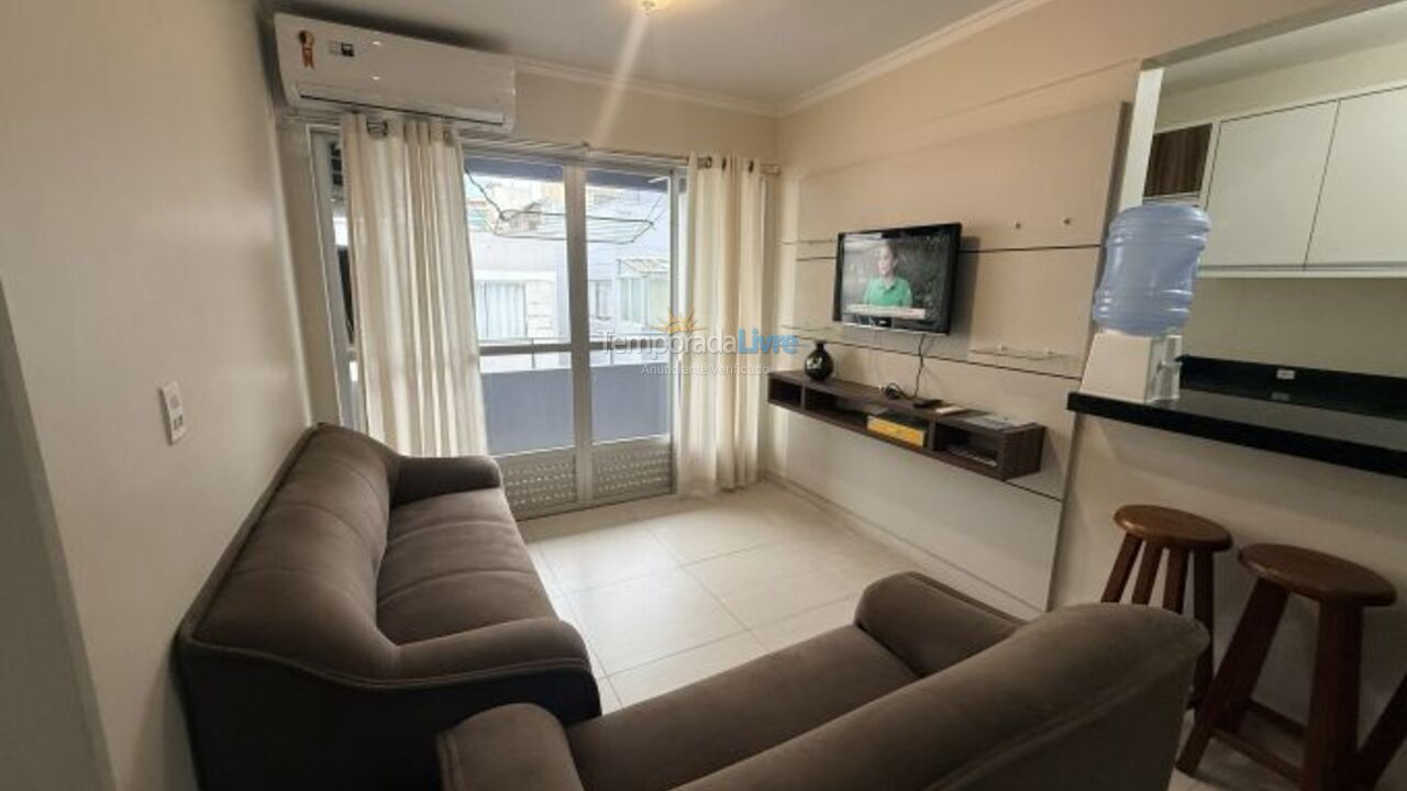 Apartamento para aluguel de temporada em Bombinhas (Praia de Bombas)