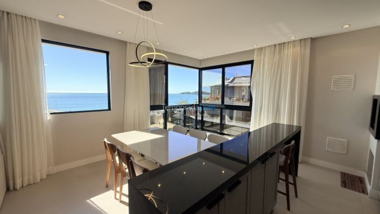 Apartamento para aluguel de temporada em Bombinhas (Praia de Bombas)