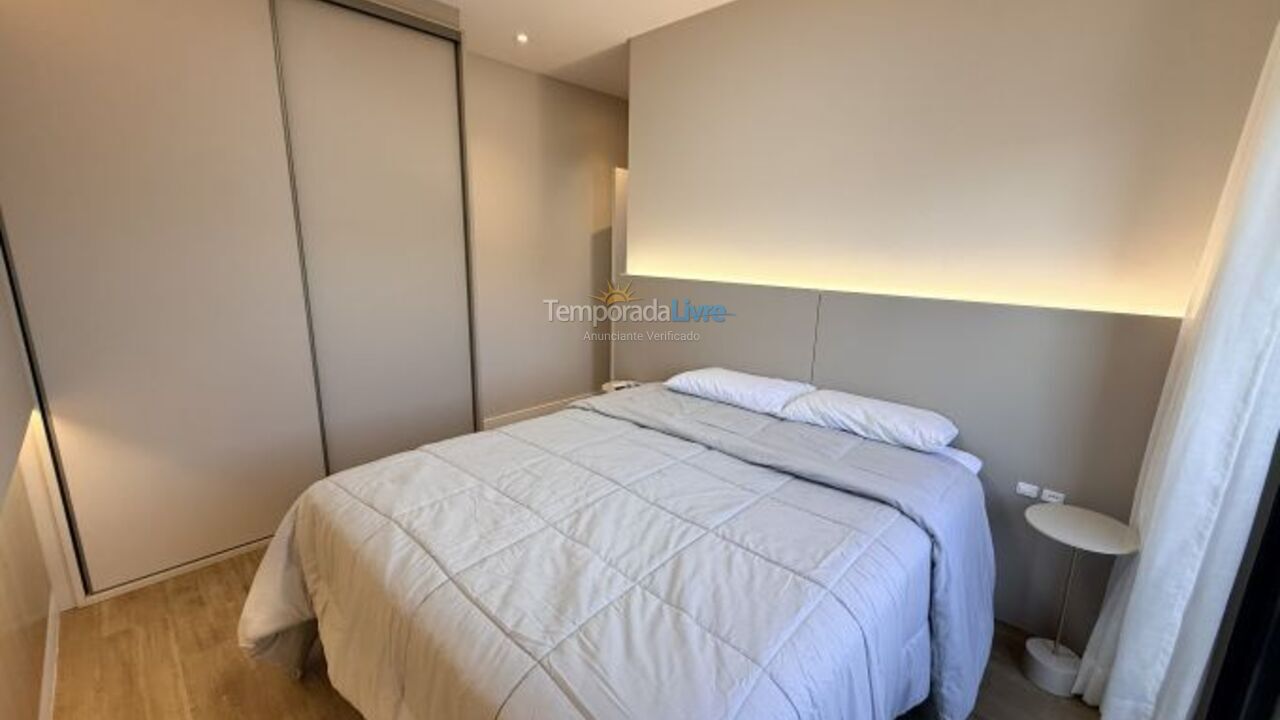 Apartamento para aluguel de temporada em Bombinhas (Praia de Bombas)