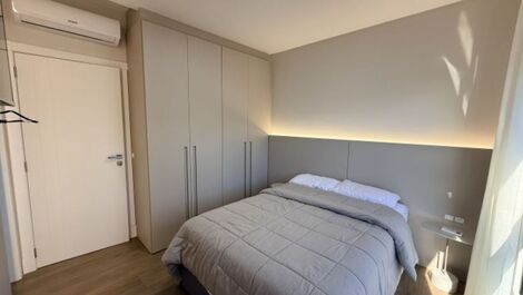 Apto com 3 suites e vista mar em Bombas