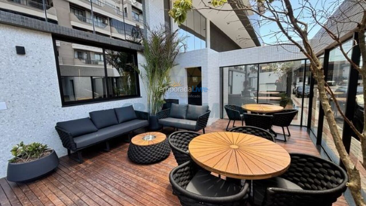 Apartamento para aluguel de temporada em Bombinhas (Praia de Bombas)