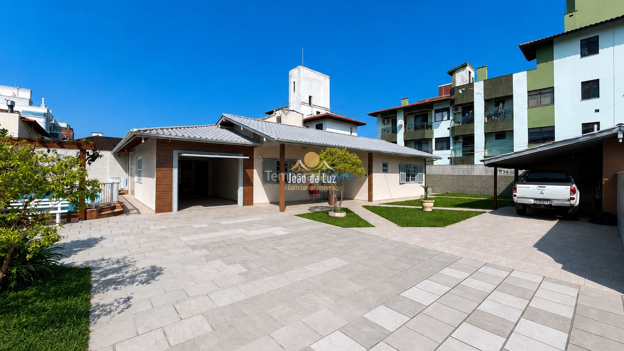 Casa para aluguel de temporada em Florianopolis (Canasvieiras)