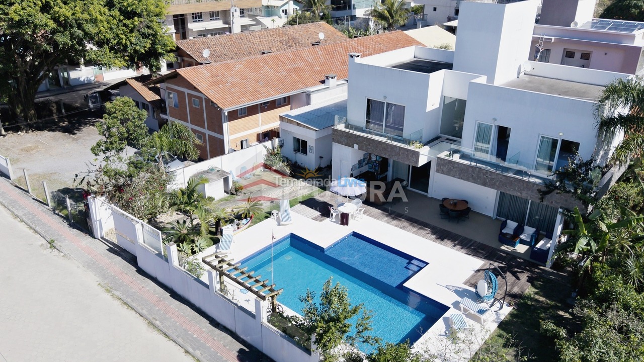 Casa para aluguel de temporada em Bombinhas (Mariscal)