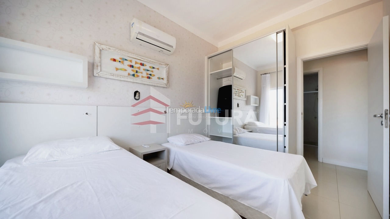 Apartamento para aluguel de temporada em Bombinhas (Canto Grande)