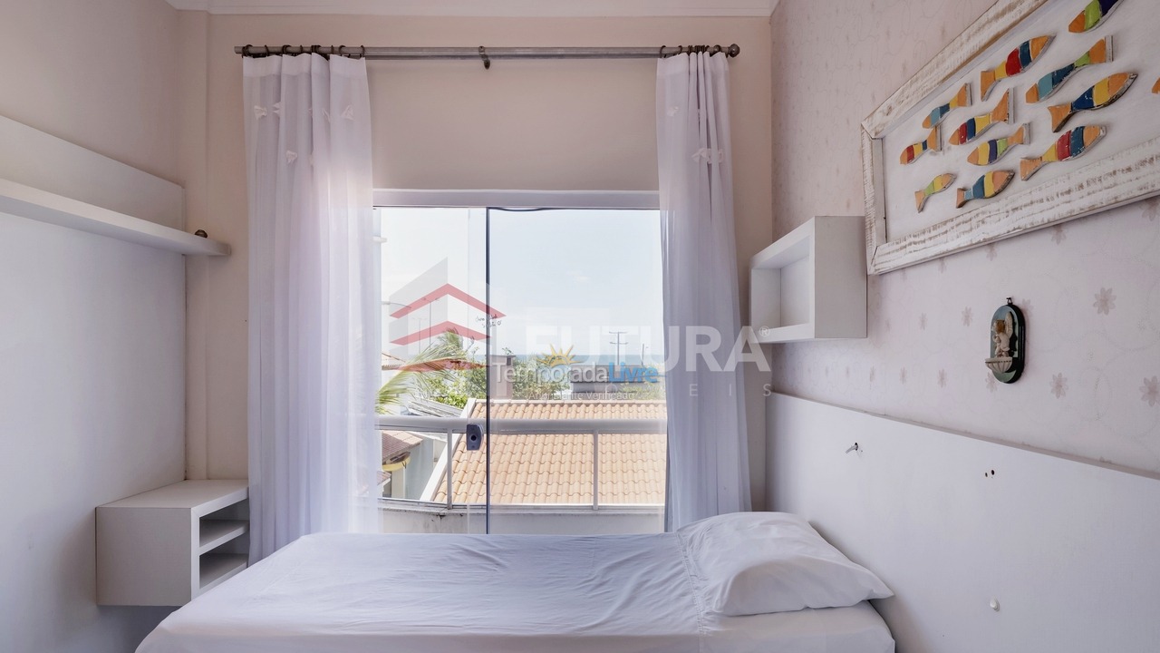 Apartamento para aluguel de temporada em Bombinhas (Canto Grande)