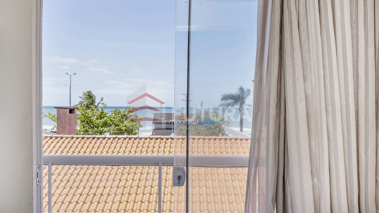 Apartamento para aluguel de temporada em Bombinhas (Canto Grande)