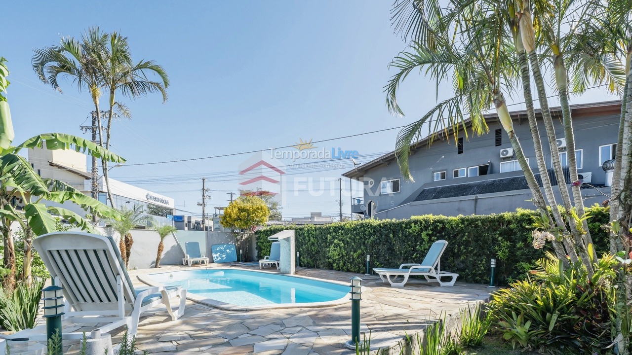Casa para aluguel de temporada em Bombinhas (Morrinhos)